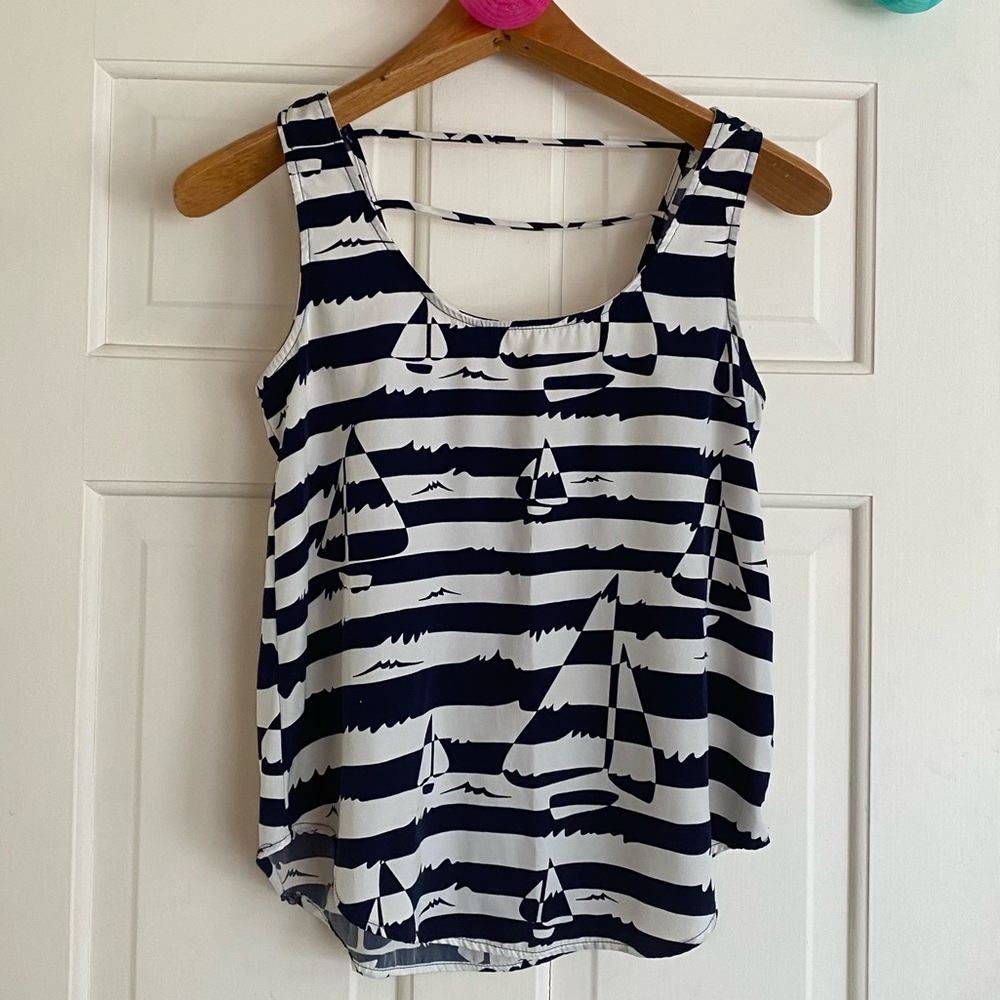 Sweet Claire Navy and White Sailboat Striped Tank Size Small